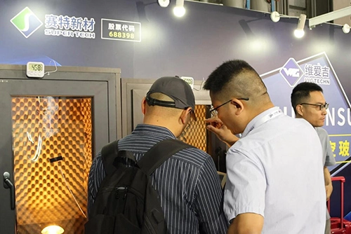 للزجاج المعزول بالتفريغ الجيد ، اختر تقنية VIG (Xiamen)